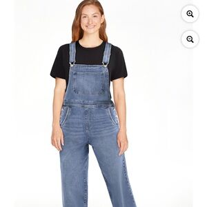 No Boundaries Women’s Denim Overalls Size Medium 8-10 NWT